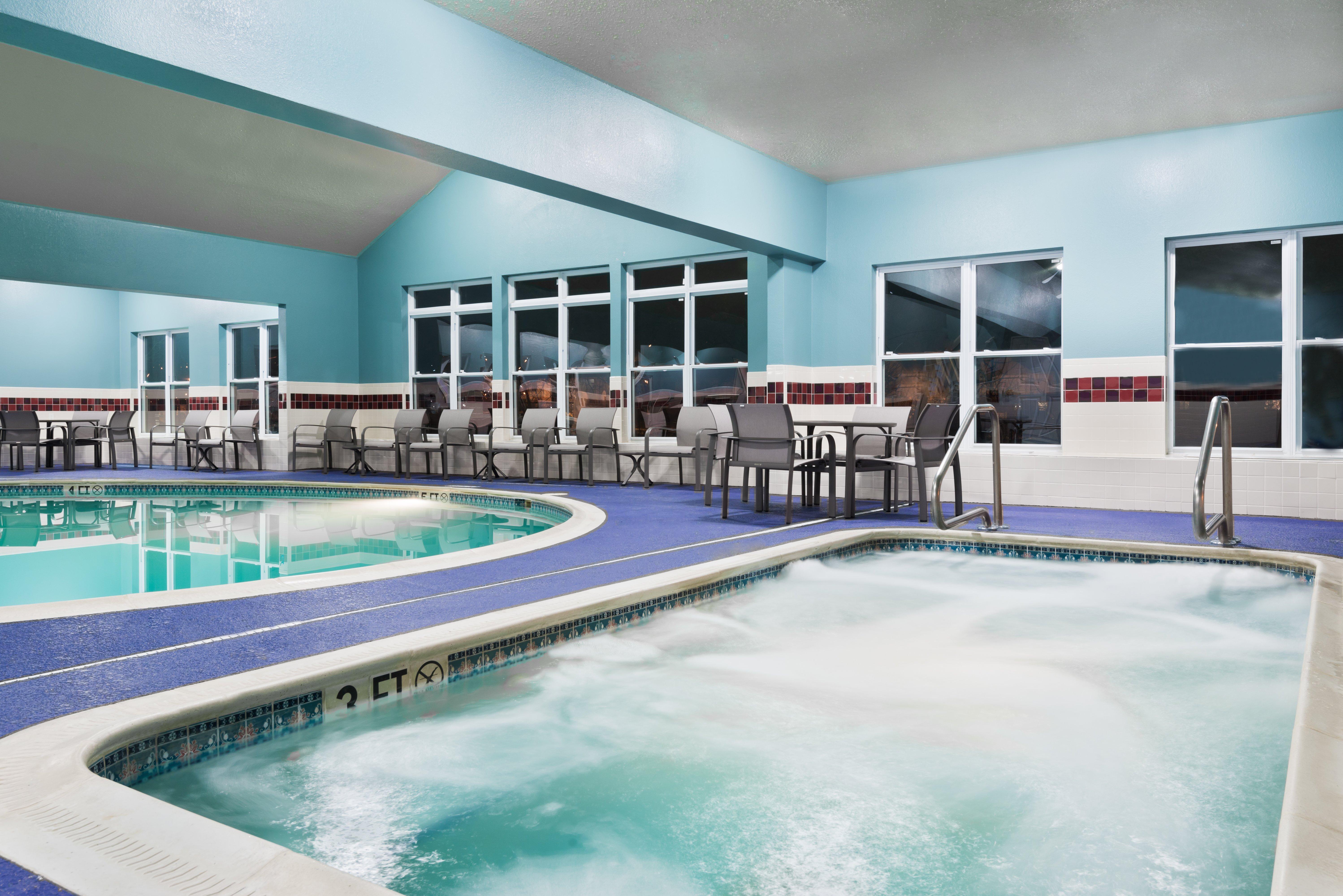 Holiday Inn Express & Suites - Columbus Airport East By Ihg Экстерьер фото