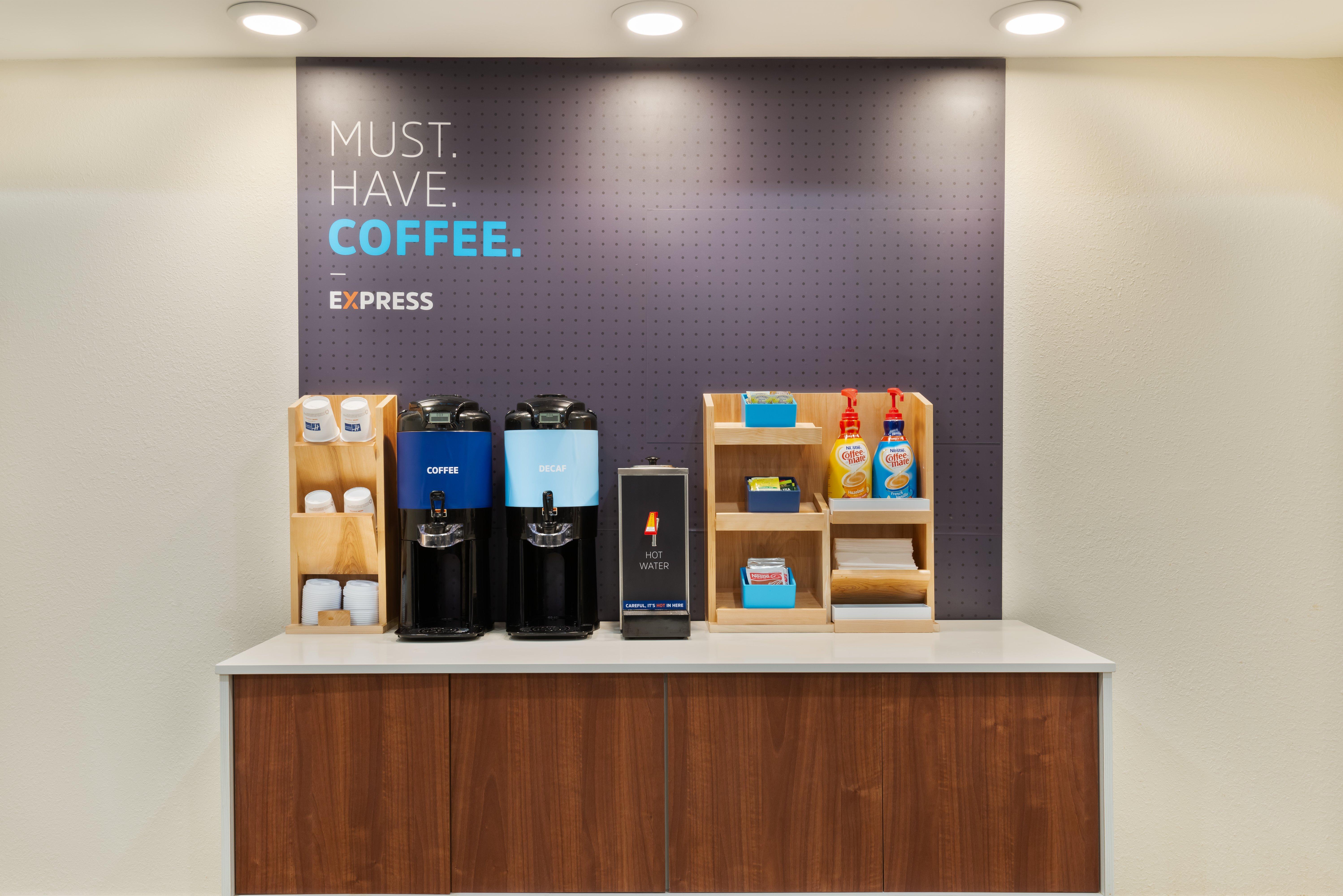 Holiday Inn Express & Suites - Columbus Airport East By Ihg Экстерьер фото