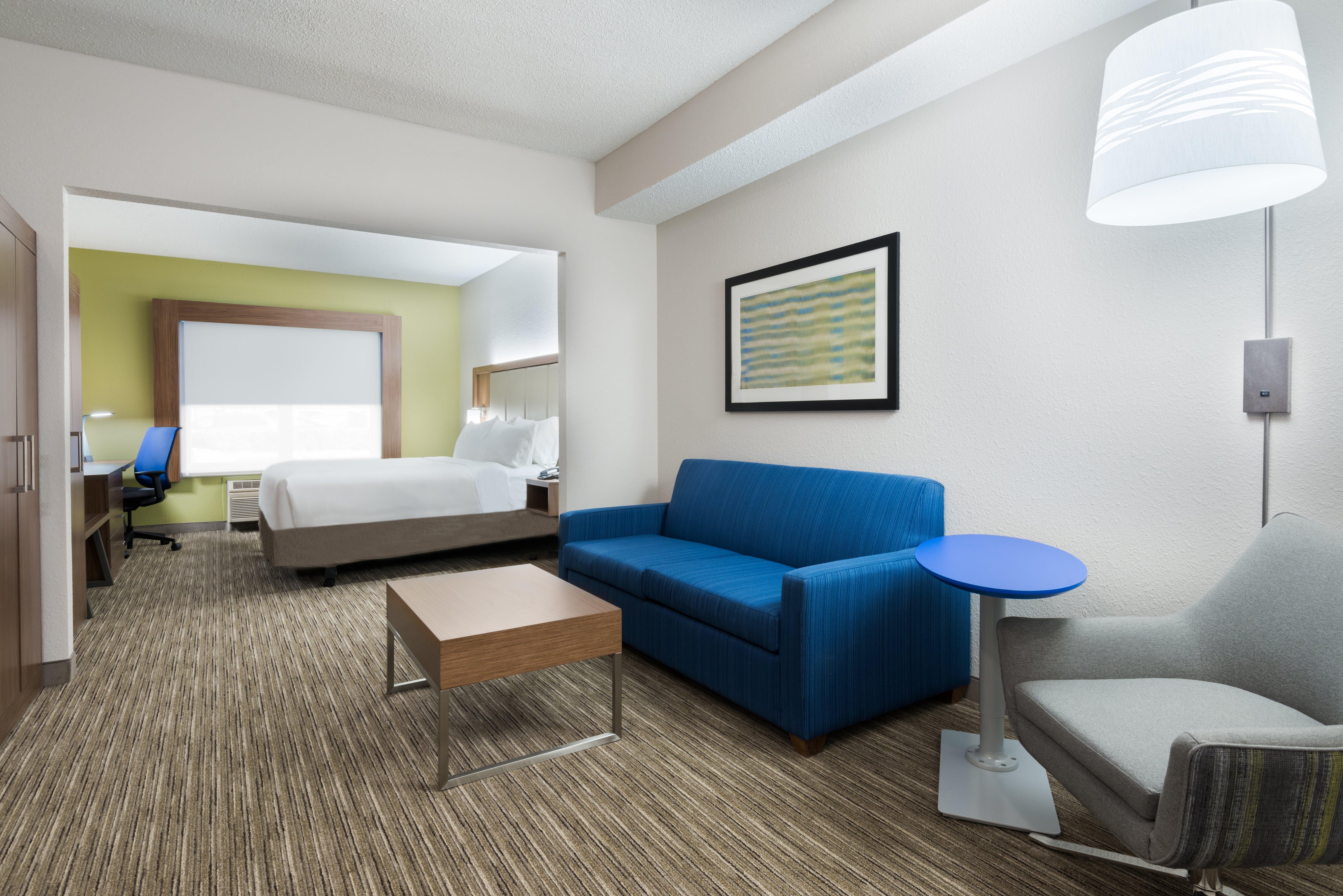Holiday Inn Express & Suites - Columbus Airport East By Ihg Экстерьер фото