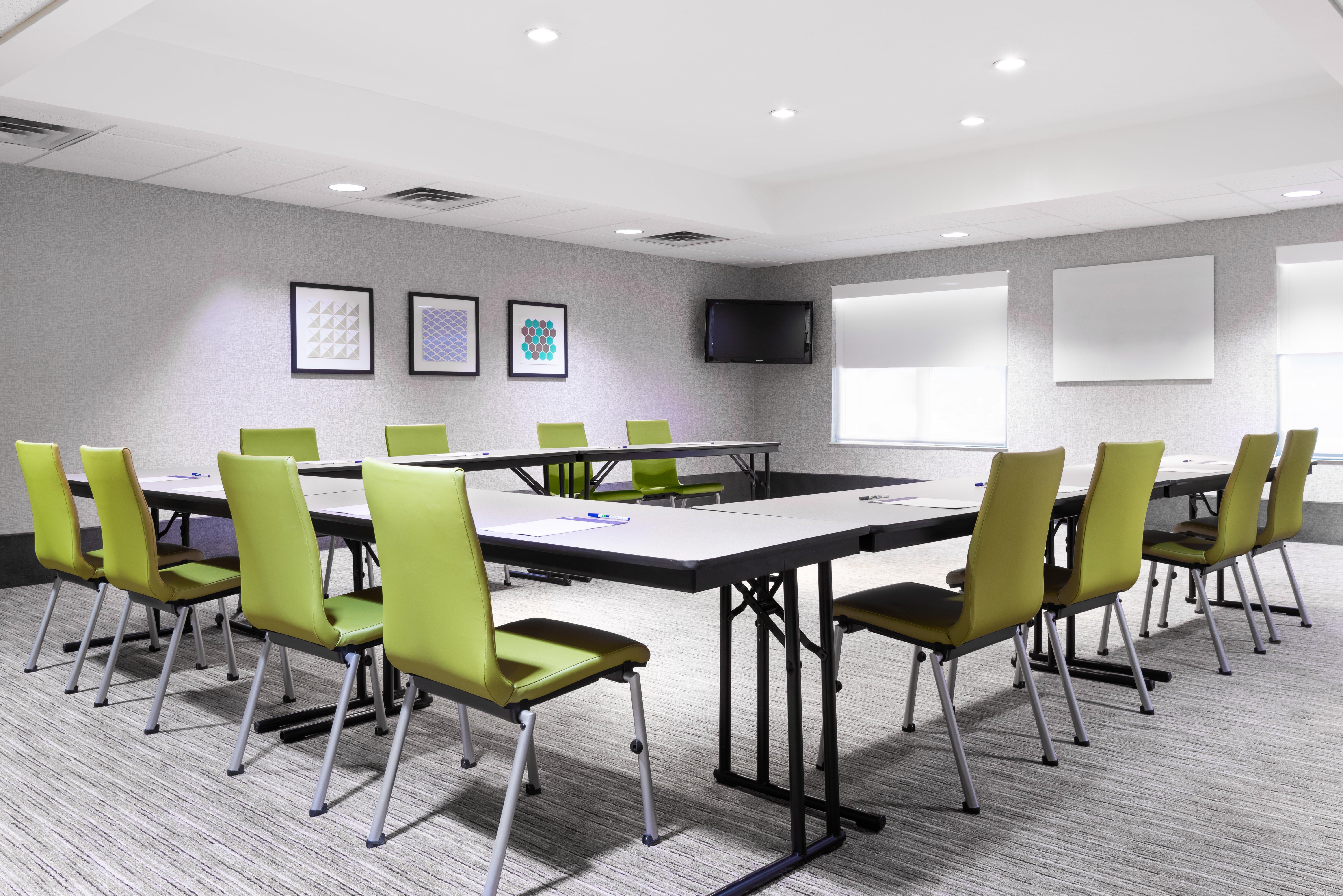 Holiday Inn Express & Suites - Columbus Airport East By Ihg Экстерьер фото