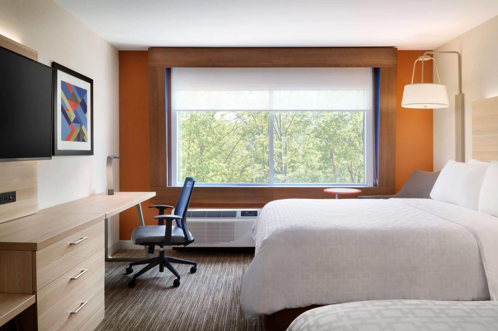 Holiday Inn Express & Suites - Columbus Airport East By Ihg Экстерьер фото